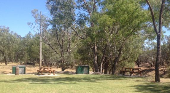 Barbeque area at Weir.JPG